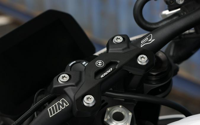2026 BMW M 1000 R