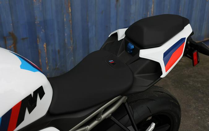 2026 BMW M 1000 R