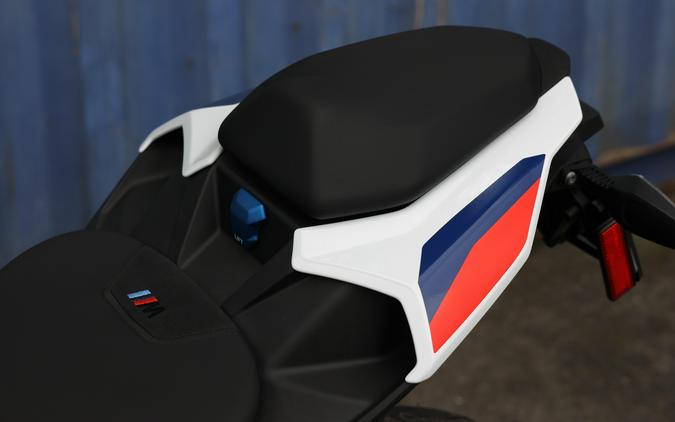 2026 BMW M 1000 R