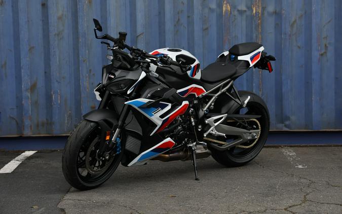 2026 BMW M 1000 R