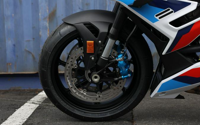 2026 BMW M 1000 R