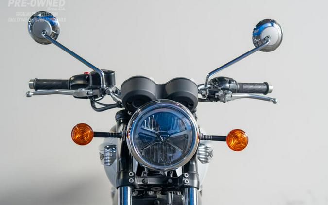 2026 Triumph Bonneville T100 Snowdonia White/Sapphire Black