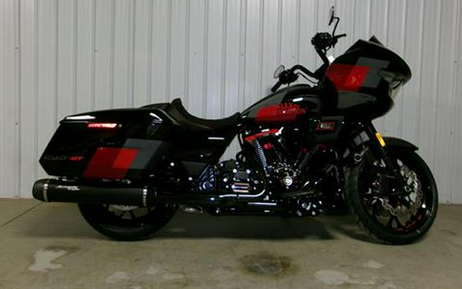2025 Harley-Davidson CVO™ Road Glide® ST