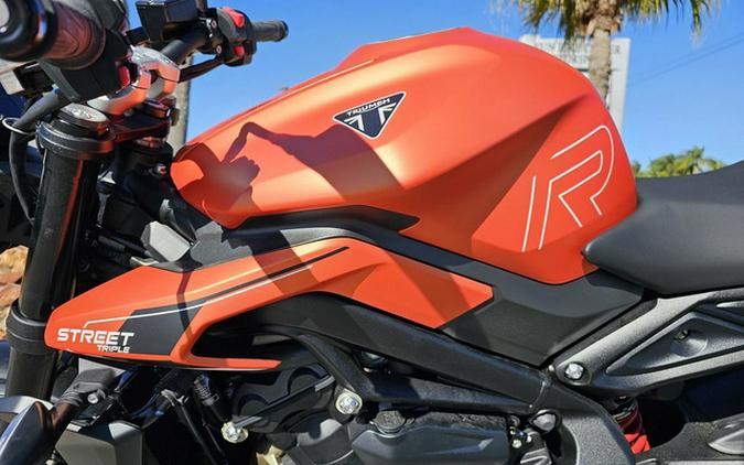2025 Triumph Street Triple 765 R Matte Baja Orange REET TRIPLE R
