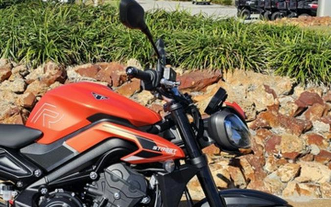 2025 Triumph Street Triple 765 R Matte Baja Orange REET TRIPLE R