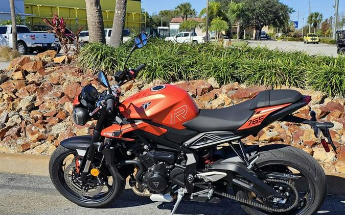 2025 Triumph Street Triple 765 R Matte Baja Orange REET TRIPLE R