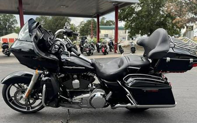2015 Harley-Davidson® FLTRX - Road Glide®