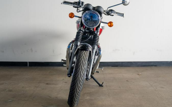 2026 Triumph Bonneville T120 Aluminum Silver/Cranberry Red