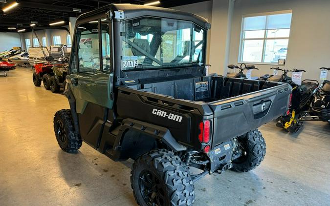 2023 Can-Am Defender DPS CAB HD9