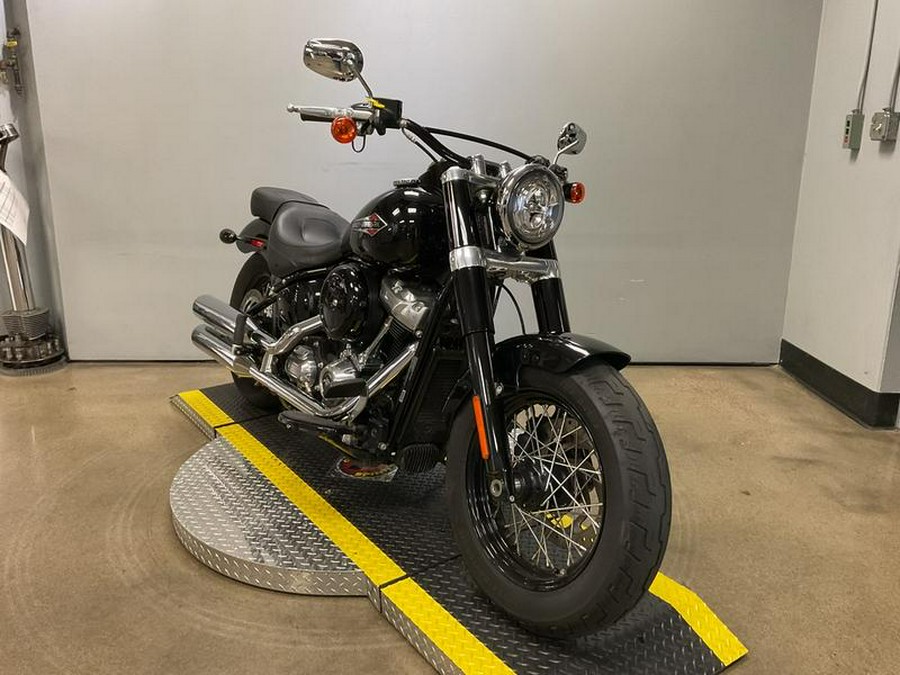 2019 Harley-Davidson® FLSL - Softail® Softail Slim®