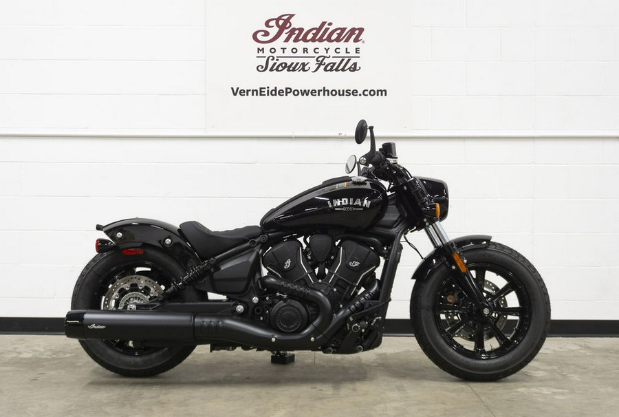 2025 Indian Motorcycle® Scout® Bobber Black Metallic