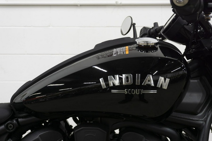 2025 Indian Motorcycle® Scout® Bobber Black Metallic