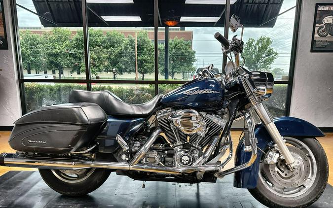 2004 Harley-Davidson® Road King® Custom LUXURY BLUE