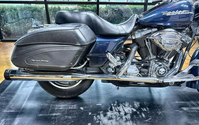 2004 Harley-Davidson® Road King® Custom LUXURY BLUE