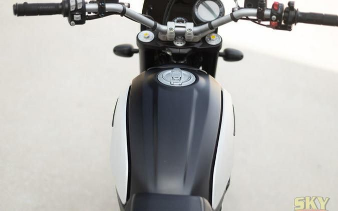 2022 Ducati Scrambler Icon Dark