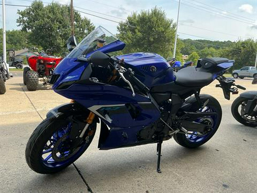 2025 Yamaha YZF-R7