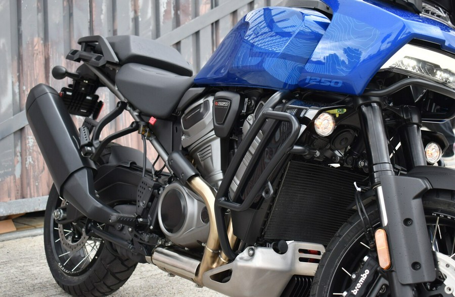 2025 Harley-Davidson® Pan America® 1250 Special RA1250S