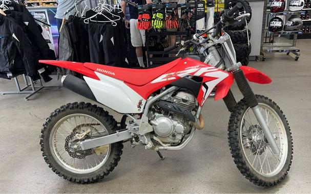 2019 Honda CRF250F Review (17 Fast Facts)