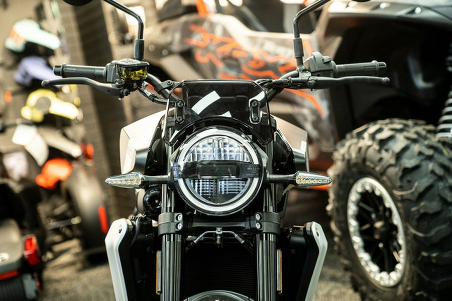 2025 Husqvarna Svartpilen 801 801