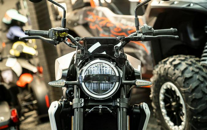 2025 Husqvarna Svartpilen 801 801