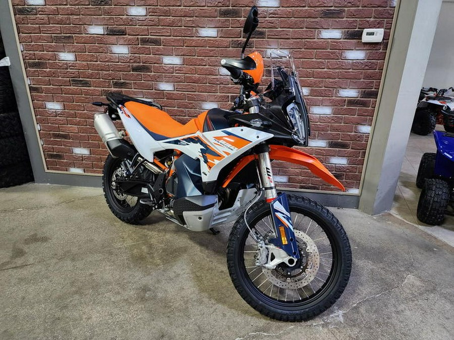 2025 KTM 890 Adventure R