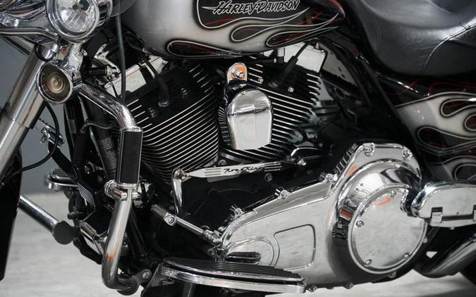2009 Harley-Davidson® FLHRC - Road King® Classic