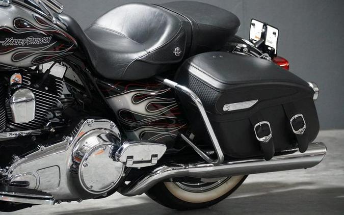 2009 Harley-Davidson® FLHRC - Road King® Classic