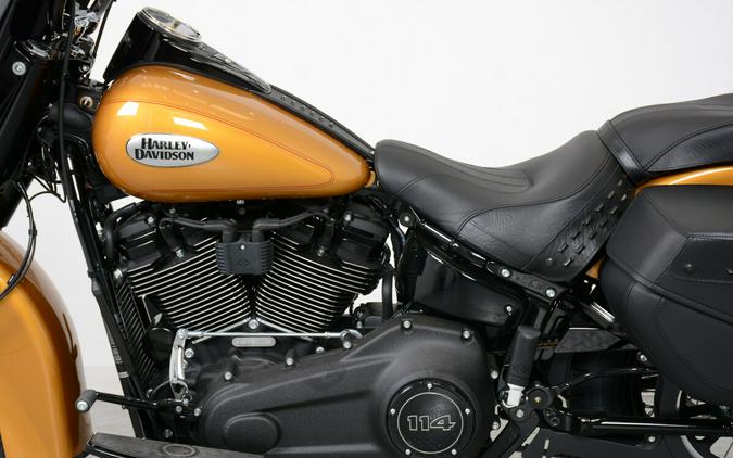 2023 Harley-Davidson FLHCS Heritage Classic