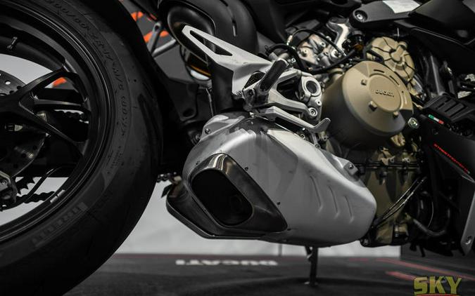 2022 Ducati Streetfighter V4 S Dark Stealth