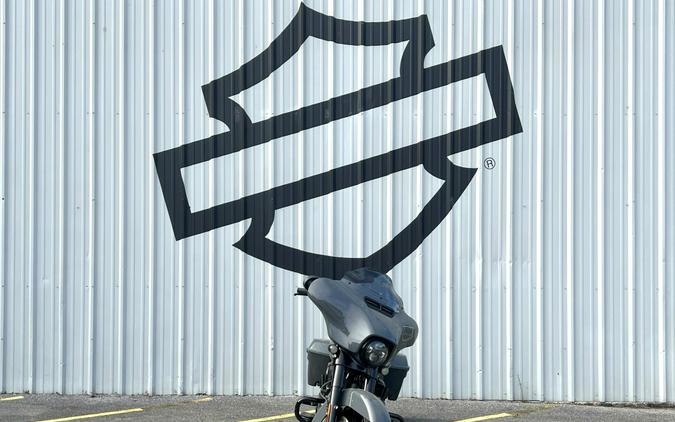 2022 Harley-Davidson® Street Glide® Special Gunship Gray