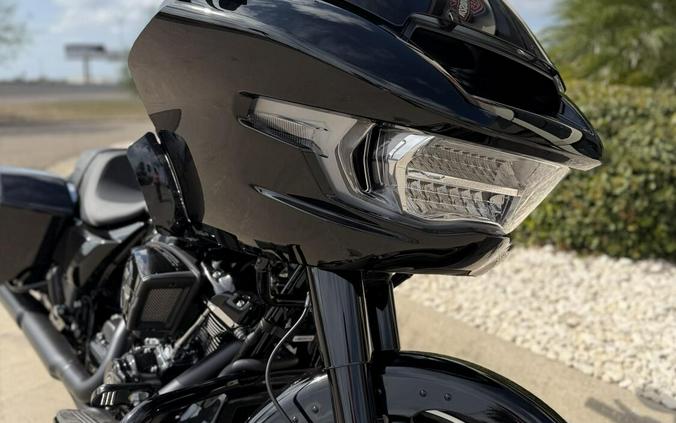 2026 Harley-Davidson Road Glide VIVID BLACK
