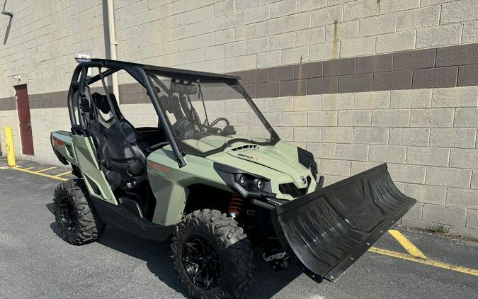 2020 Can-Am® Commander™ DPS™ 800R