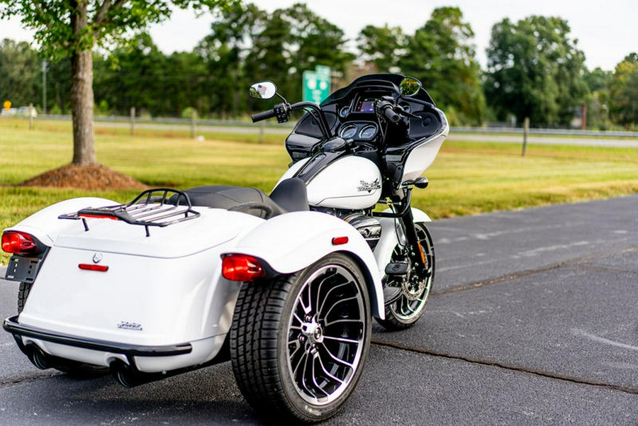 2025 Harley-Davidson® FLTRT - Road Glide® 3