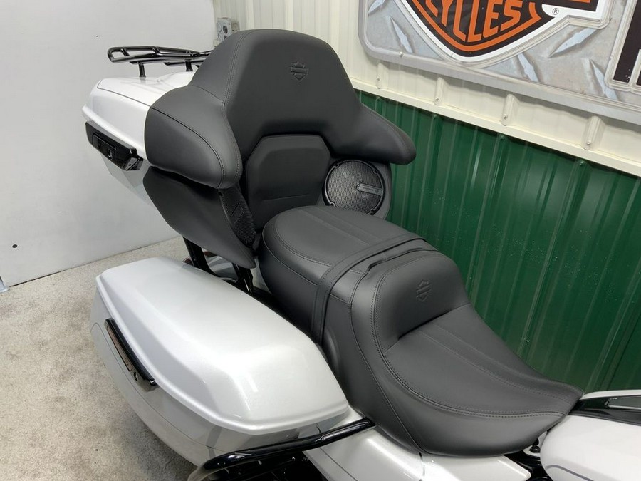 2026 Harley-Davidson® FLHXL - Street Glide® Limited