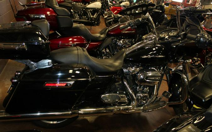 2020 Harley-Davidson® Road Glide® BLACK
