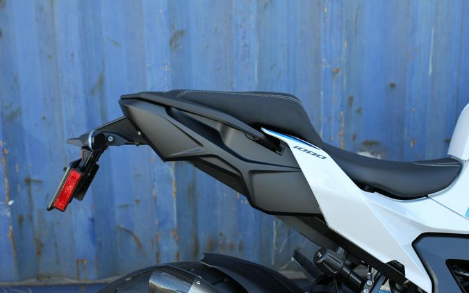 2026 BMW M 1000 XR