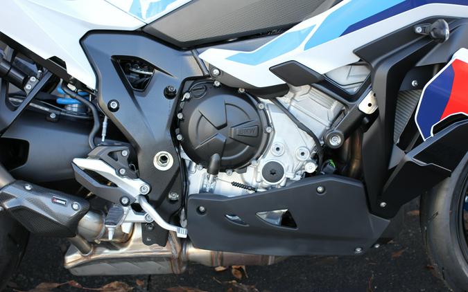 2026 BMW M 1000 XR
