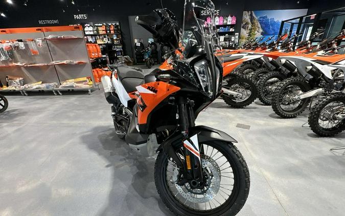 2023 KTM 890 Adventure