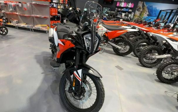 2023 KTM 890 Adventure