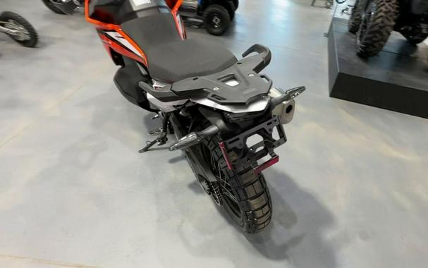 2023 KTM 890 Adventure