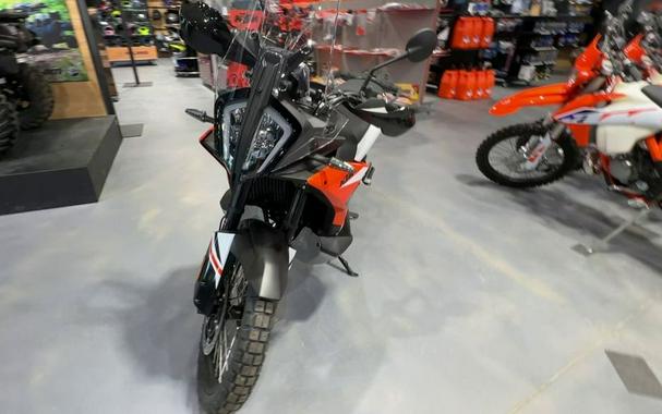 2023 KTM 890 Adventure