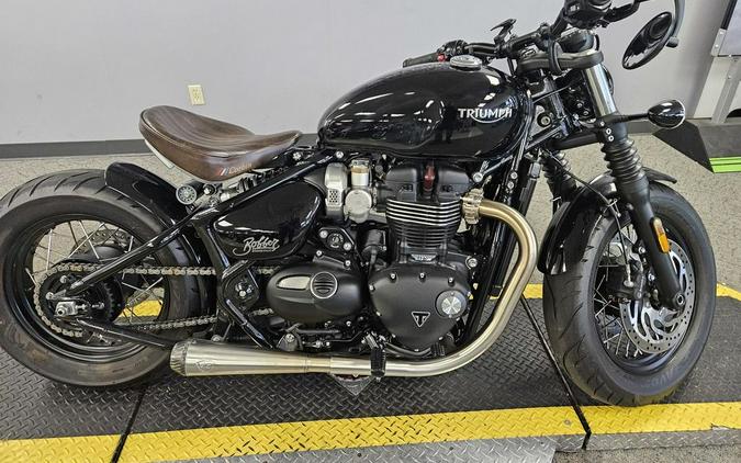 2022 Triumph Bonneville Bobber Base