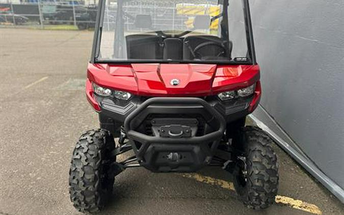 2025 Can-Am Defender DPS HD10