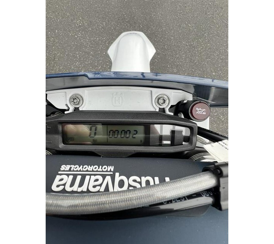 2026 Husqvarna TE 300