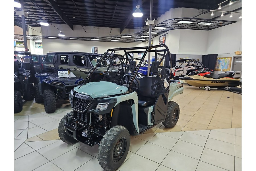 2026 Honda PIONEER 520 Base