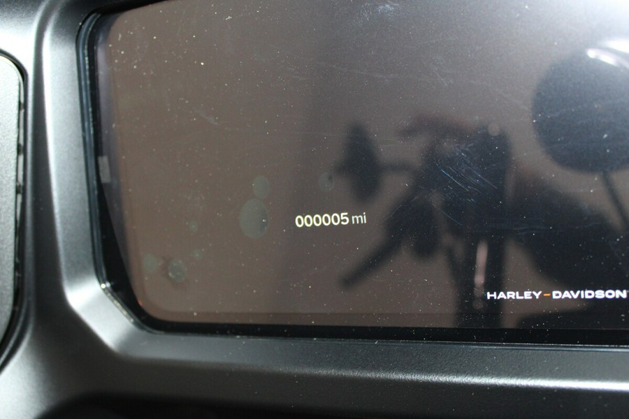 Harley-Davidson® Road Glide® 2026 FLTRX 84667318 PURPLE ABYSS