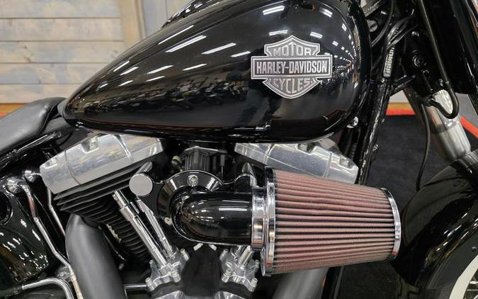 2014 Harley-Davidson® FLS - Softail Slim®
