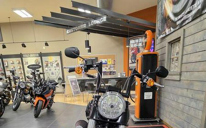 2014 Harley-Davidson® FLS - Softail Slim®