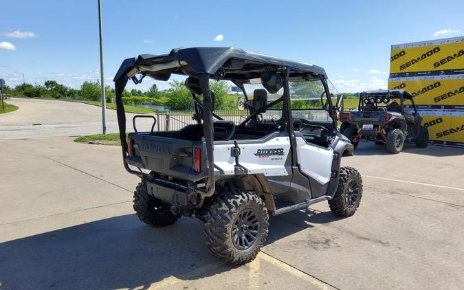 2021 Honda Pioneer 1000-5 Deluxe