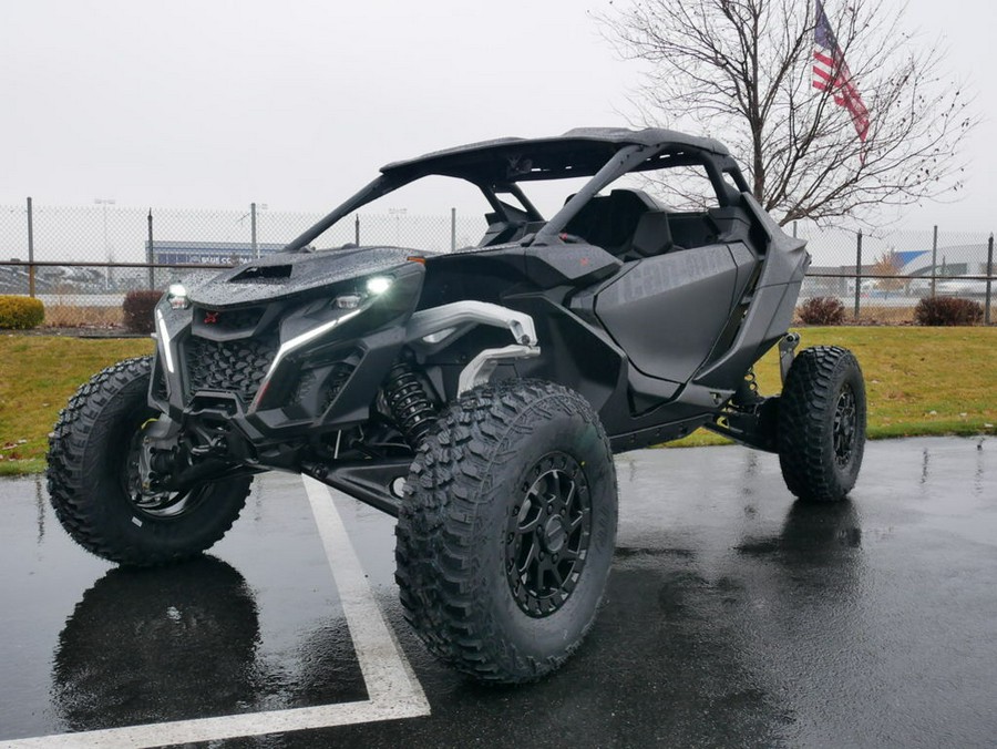 2024 Can-Am™ Maverick R X rs